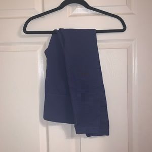 VS pink cool and comfy leggings